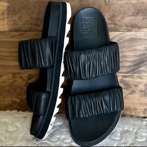 Sorel Black Ruched Strap Sandals